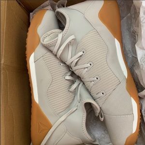 Reebok Combat Noble Trainers